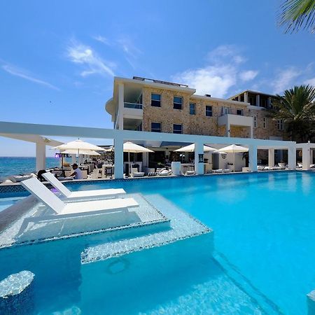 Saint Tropez Boutique Hotel 威廉斯塔德 外观 照片