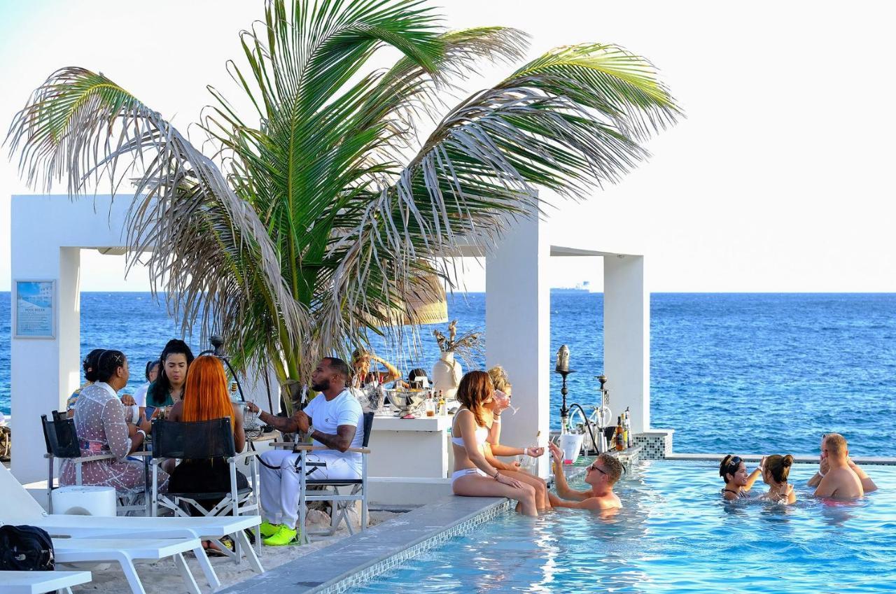 Saint Tropez Boutique Hotel 威廉斯塔德 外观 照片