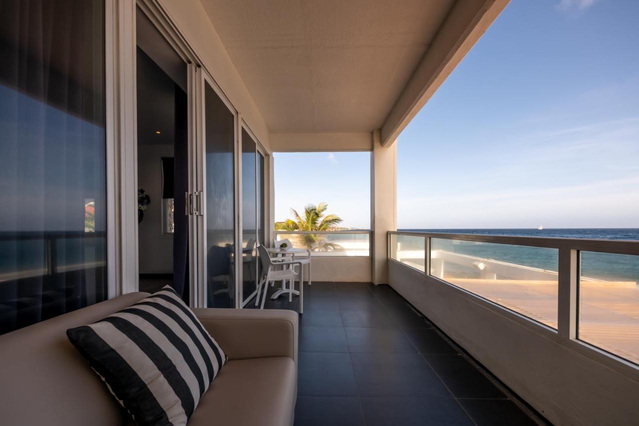 Saint Tropez Boutique Hotel 威廉斯塔德 客房 照片