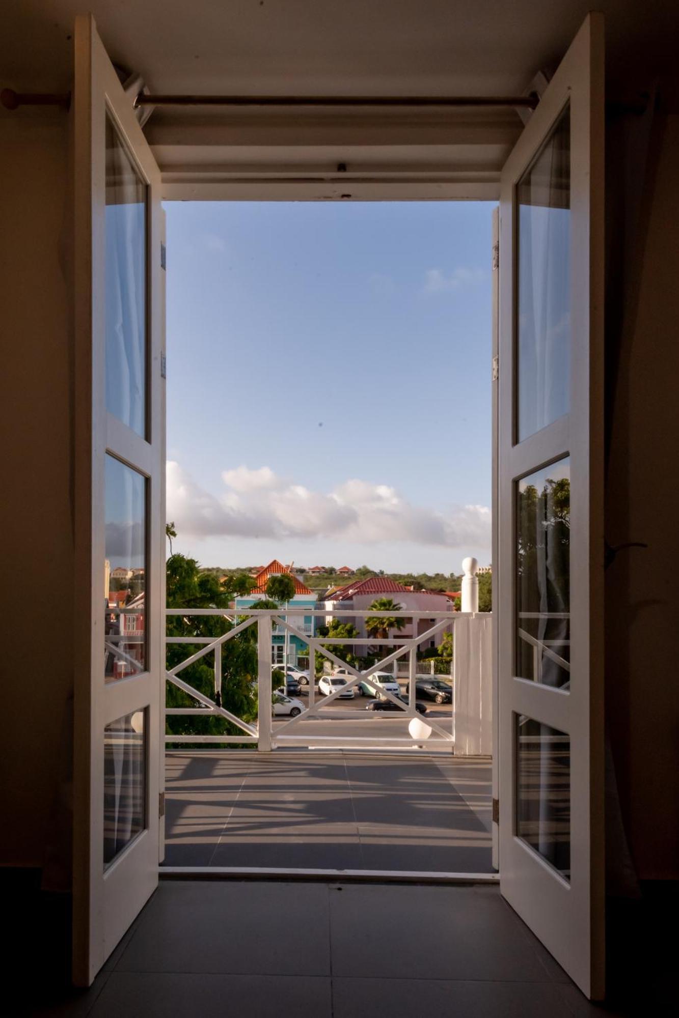 Saint Tropez Boutique Hotel 威廉斯塔德 客房 照片